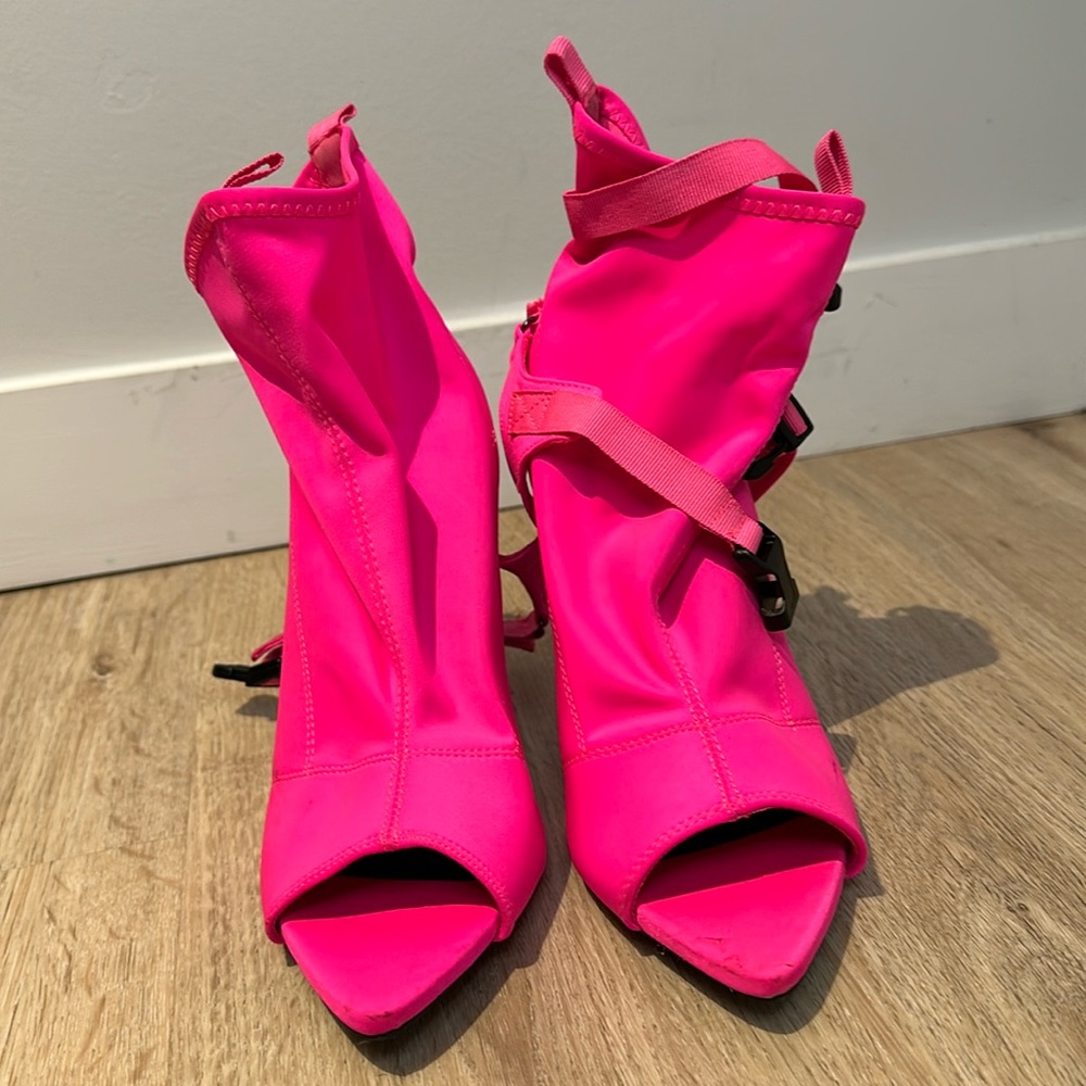 Women’s heels